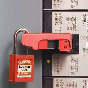 Grip Tight Circuit Breaker Lockout