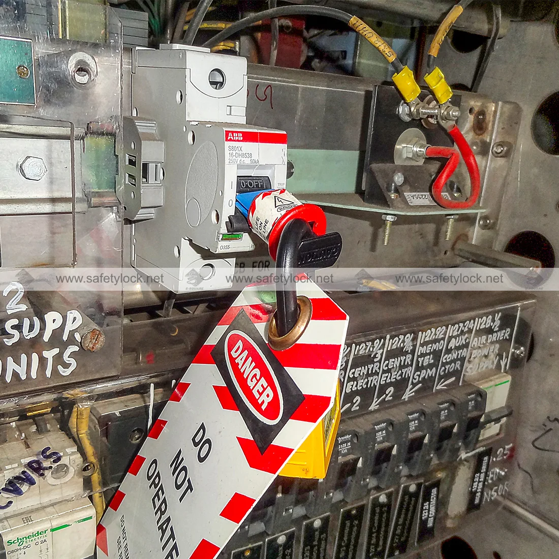 lockout MCB with pin out wide circuit breaker devices