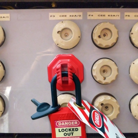 Round / Bottle Fuse Holder Lockout