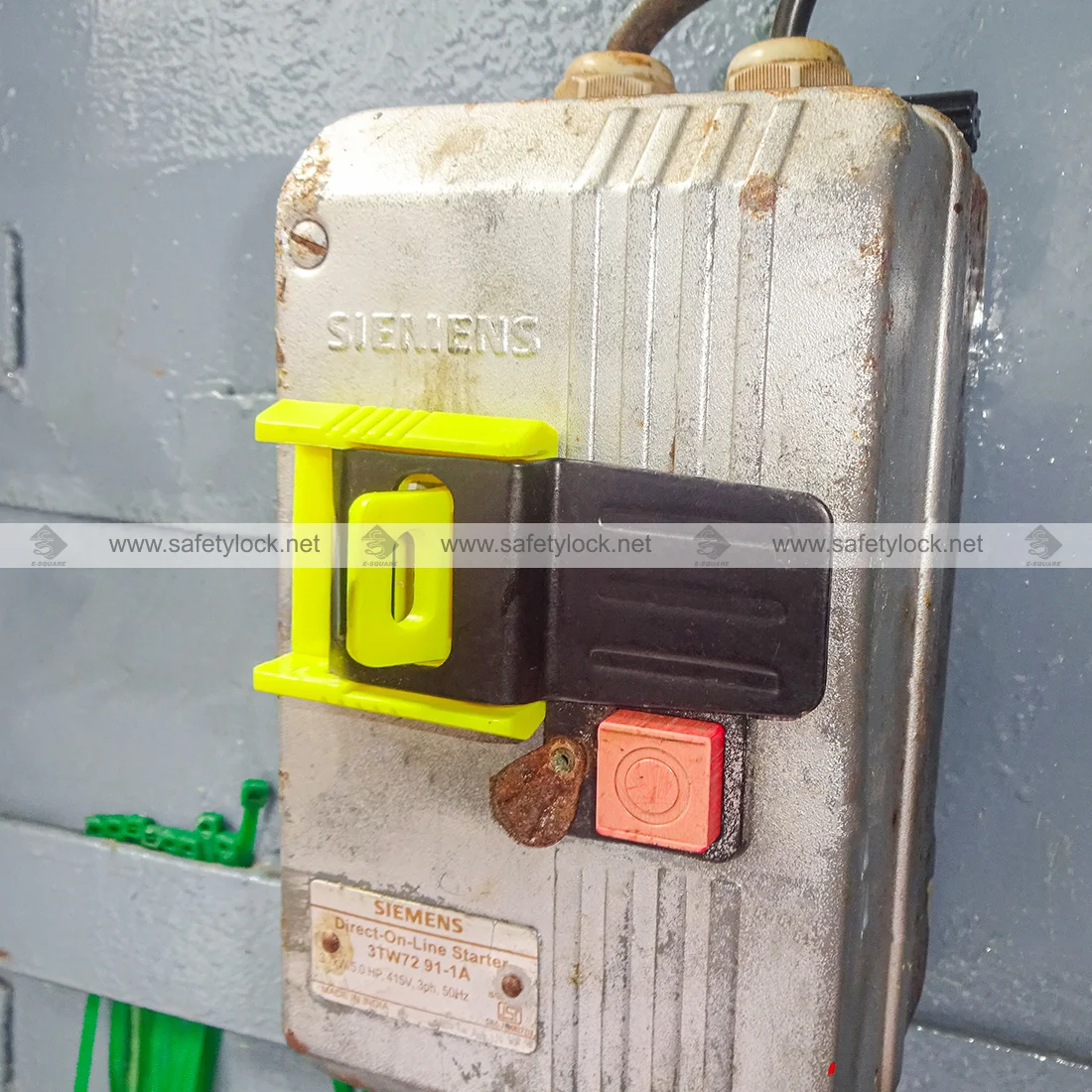electrical panel lockout device application