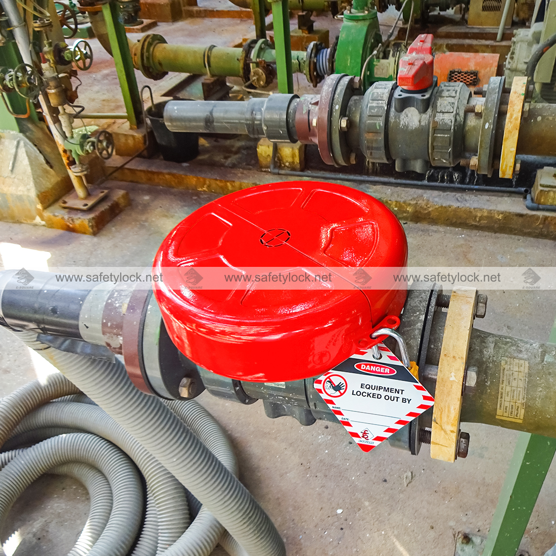 steel gate valve lockout