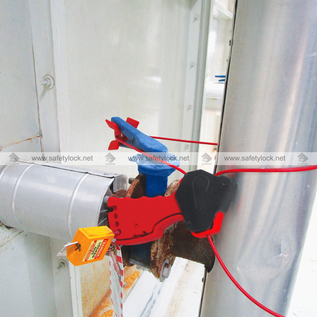 universal butterfly valve lockout combo for complex valve lockout